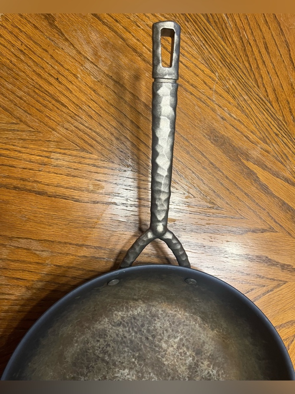 Alva Artist 11” Hammered Carbon Steel Finish Pre-Seasoned Frying Pan | Oven Safe - Picture 13 of 15